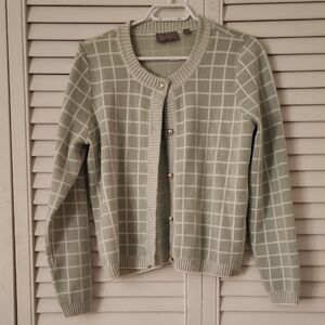 Cyrus Green and White Cardigan Sweater